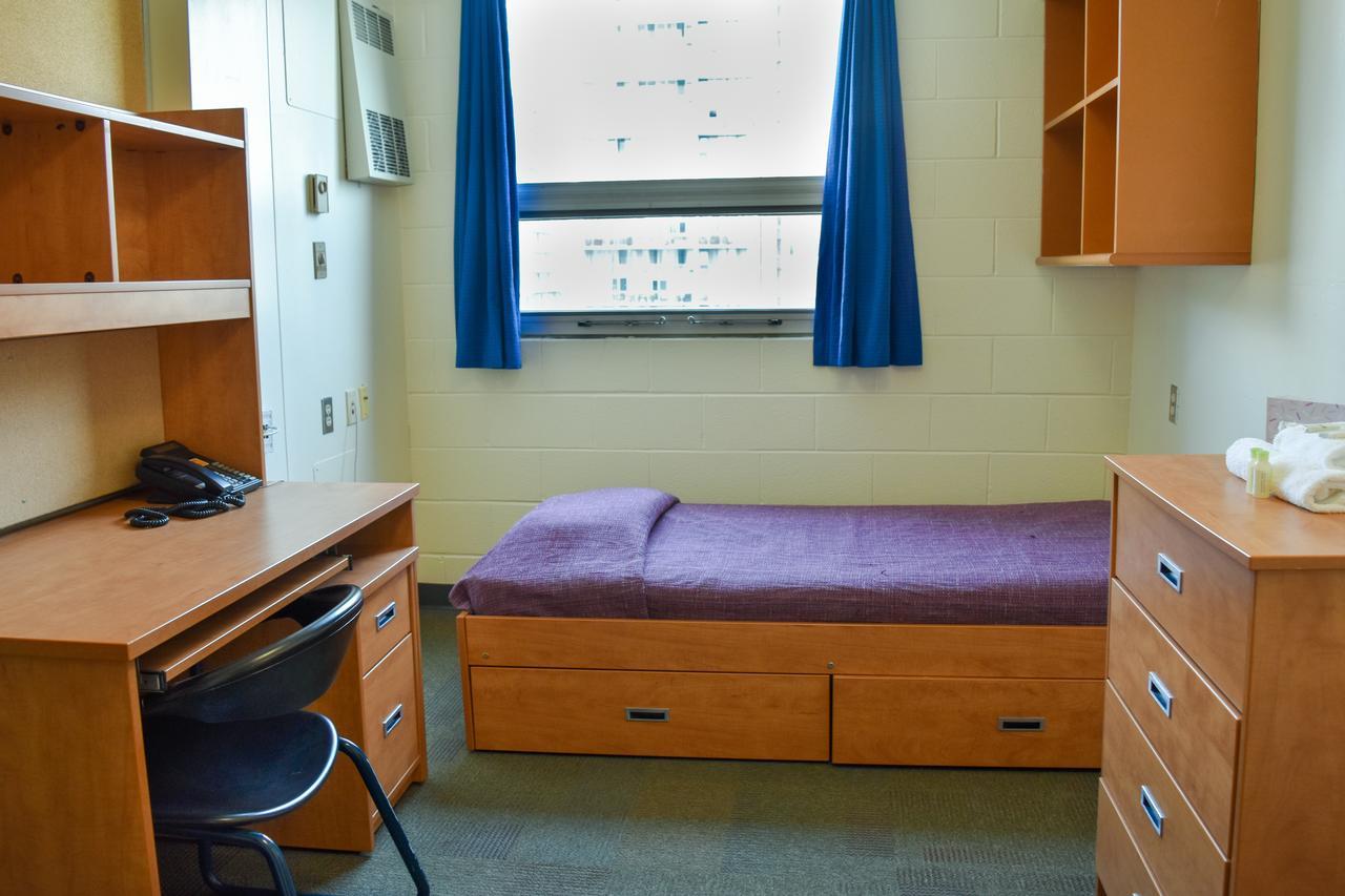 Toronto Metropolitan University- Pitman Hall Residence Εξωτερικό φωτογραφία