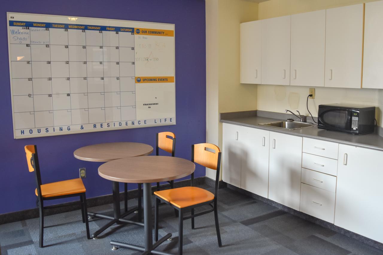 Toronto Metropolitan University- Pitman Hall Residence Εξωτερικό φωτογραφία